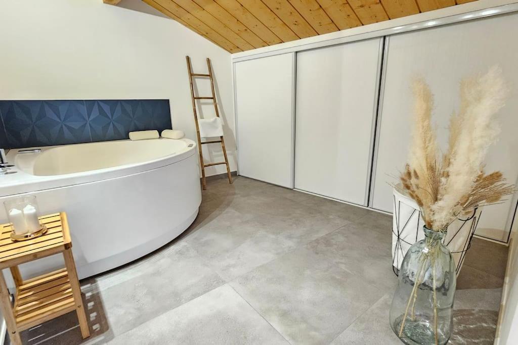 Le Bon'abry #balneo#terrasse#garage Holiday home *